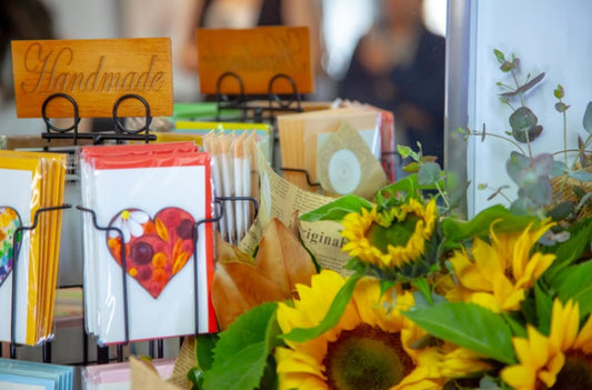 🌸 Petals & Pinot — Kitchen Tea Floral Workshop